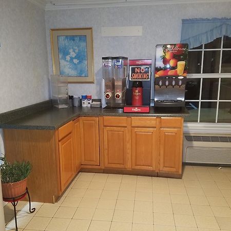 Americas Best Value Inn-Winnsboro Bagian luar foto