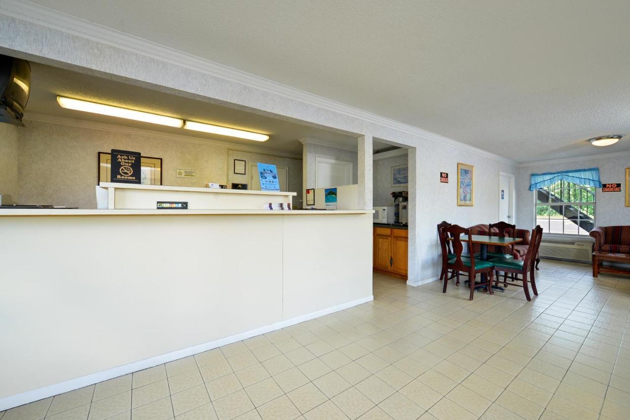 Americas Best Value Inn-Winnsboro Bagian luar foto