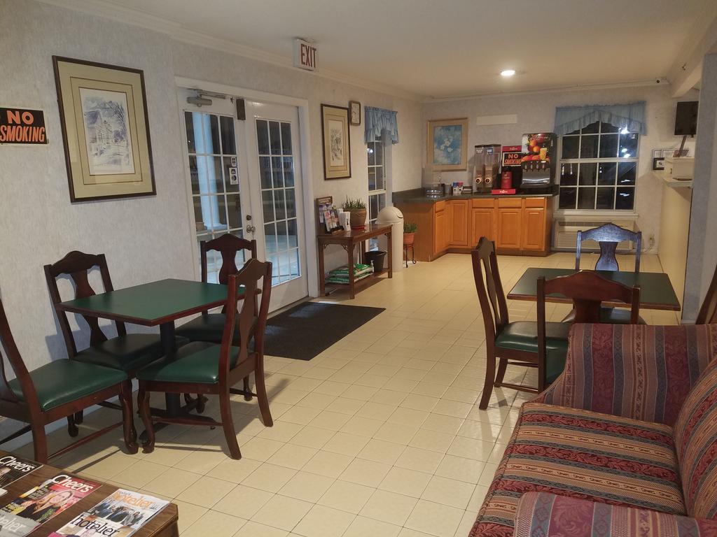 Americas Best Value Inn-Winnsboro Bagian luar foto
