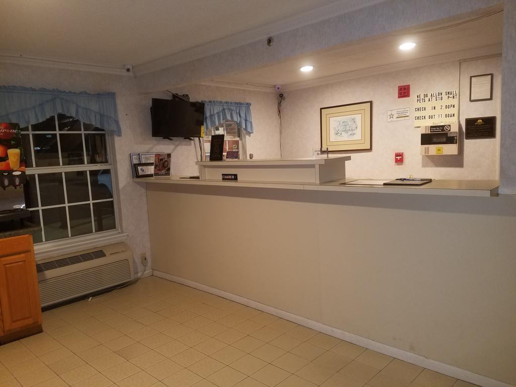 Americas Best Value Inn-Winnsboro Bagian luar foto